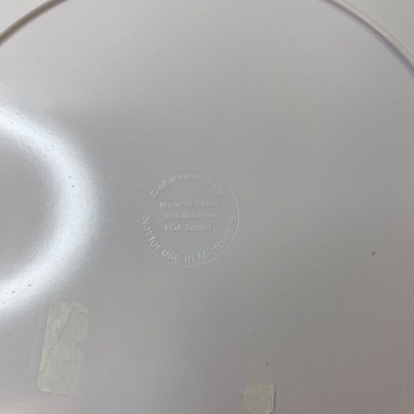 Set Of 3 Melamine Snowman "Friends Are Made One Flake At A Time" 9.75" Plates - Picture 4 of 5